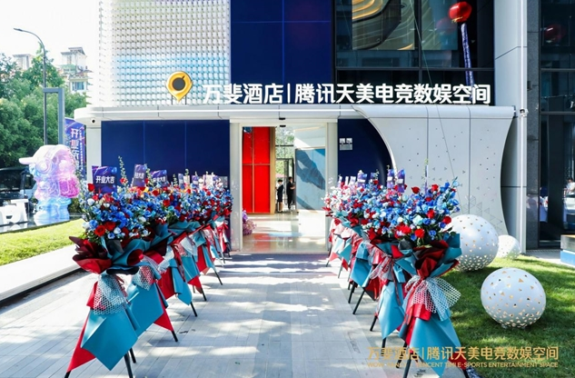 01.jpg